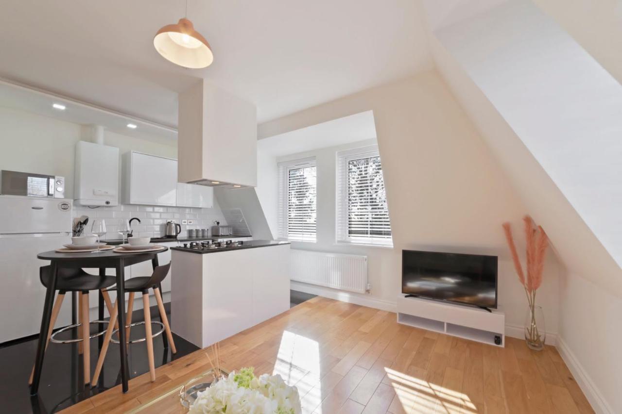 Spacious One Bed Loft Apartment Birchanger Dış mekan fotoğraf